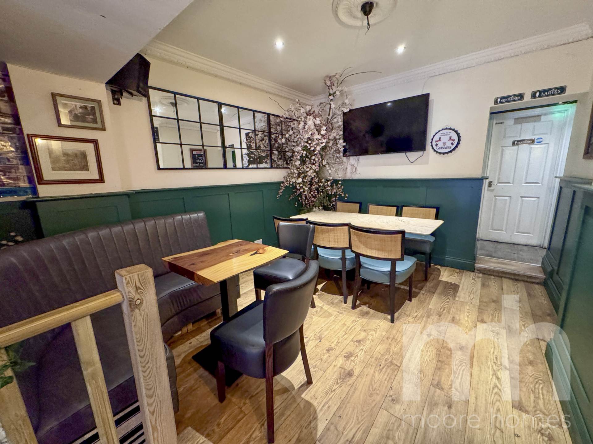 BRAMHALL LANE SOUTH, Bramhall SK7 1AL, Image 7