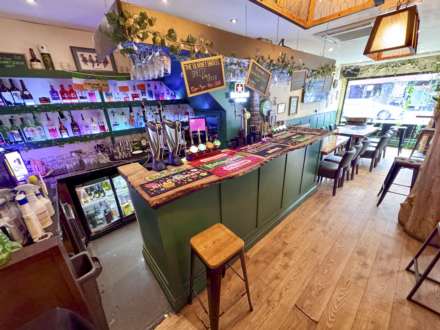 BRAMHALL LANE SOUTH, Bramhall SK7 1AL, Image 5