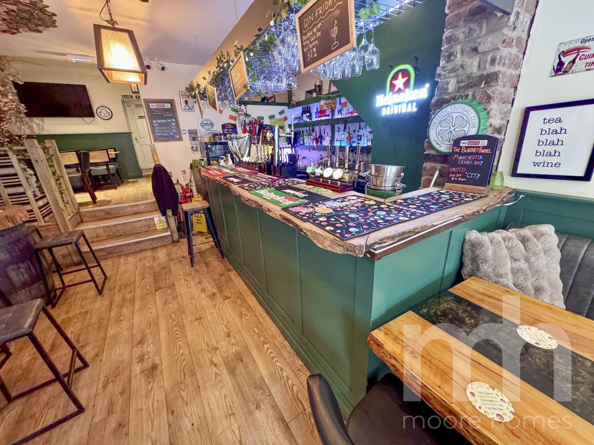 BRAMHALL LANE SOUTH, Bramhall SK7 1AL, Image 6