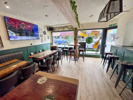 BRAMHALL LANE SOUTH, Bramhall SK7 1AL, Image 4