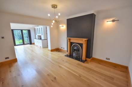 LONDON ROAD SOUTH, Poynton, SK12 1LG, Image 10