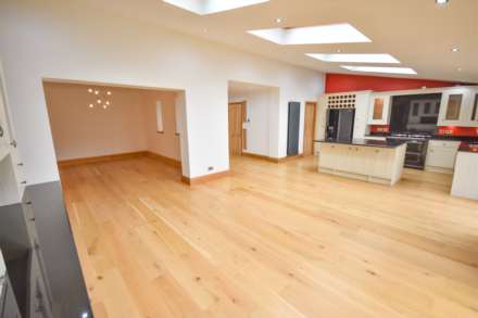 LONDON ROAD SOUTH, Poynton, SK12 1LG, Image 2