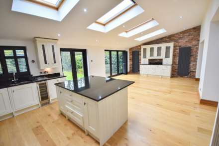 LONDON ROAD SOUTH, Poynton, SK12 1LG, Image 3