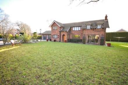 CRANBERRY LODGE, GREBE CLOSE, Poynton, SK12 1HU, Image 2