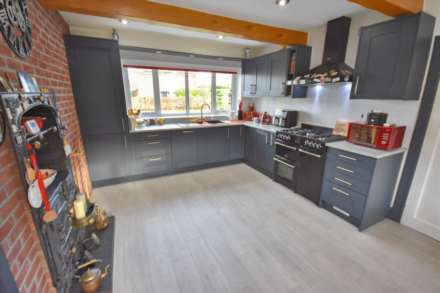 CRANBERRY LODGE, GREBE CLOSE, Poynton, SK12 1HU, Image 8