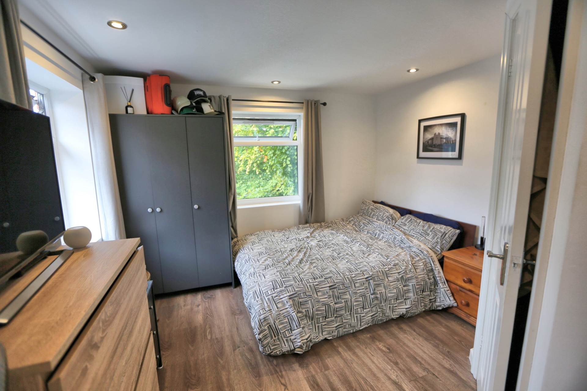 Park Lane, Poynton, Image 3