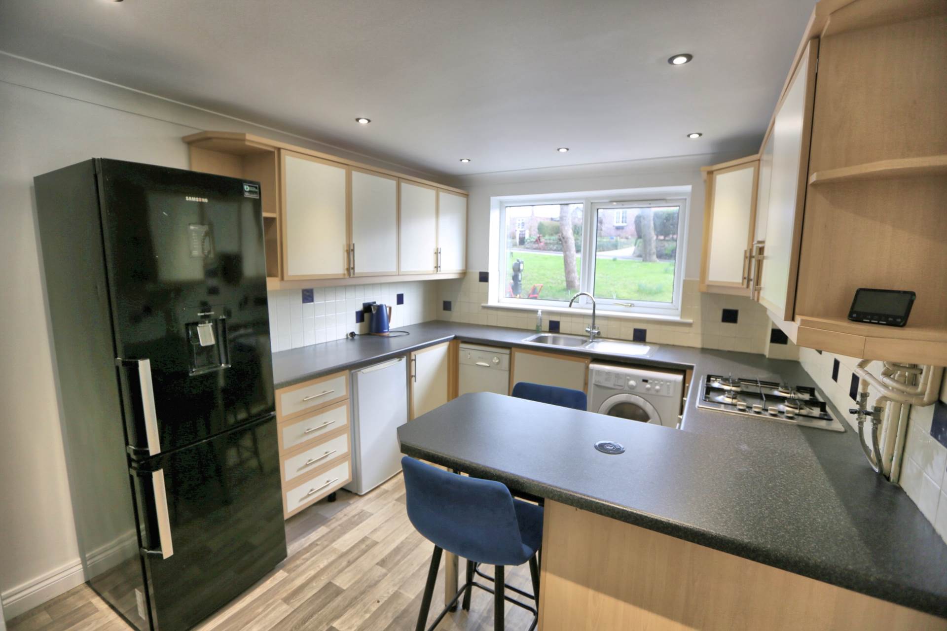 Middlewood Road, Stockport, Image 2