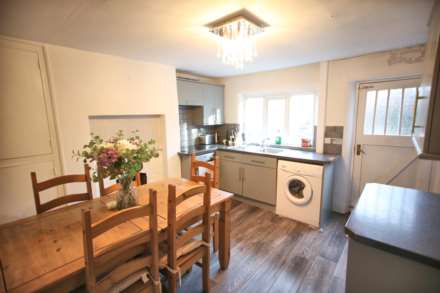 Woodford Road, Wilmslow, Image 3