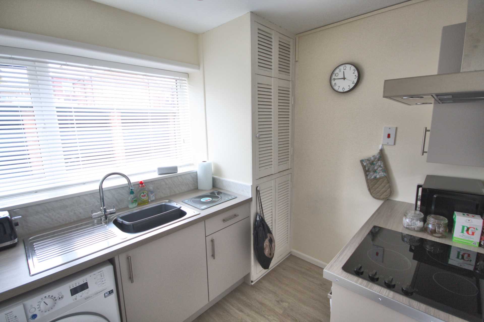 Royle Close, Davenport, Image 3