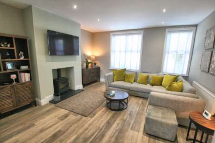 Wellington Road, Bollington, Image 2