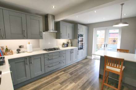 Wellington Road, Bollington, Image 4