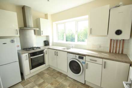 Riverbank Close, Bollington, Image 3