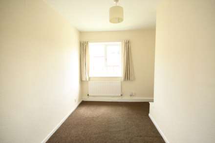 Riverbank Close, Bollington, Image 5