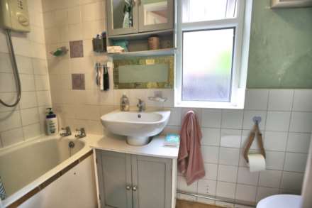 London Road, Hazel Grove, Image 4