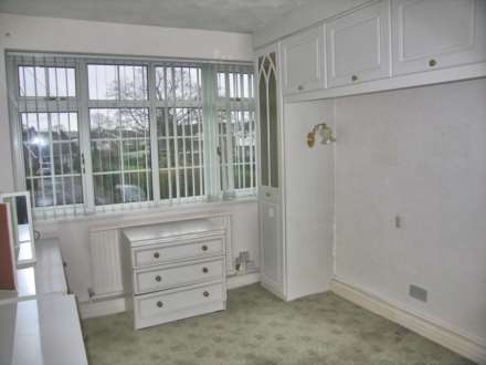 St. Mawes Court, Macclesfield, Image 2