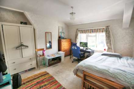 Swanscoe Avenue, Bollington, Image 4