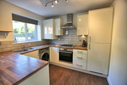 Leat Place, Bollington, Image 3