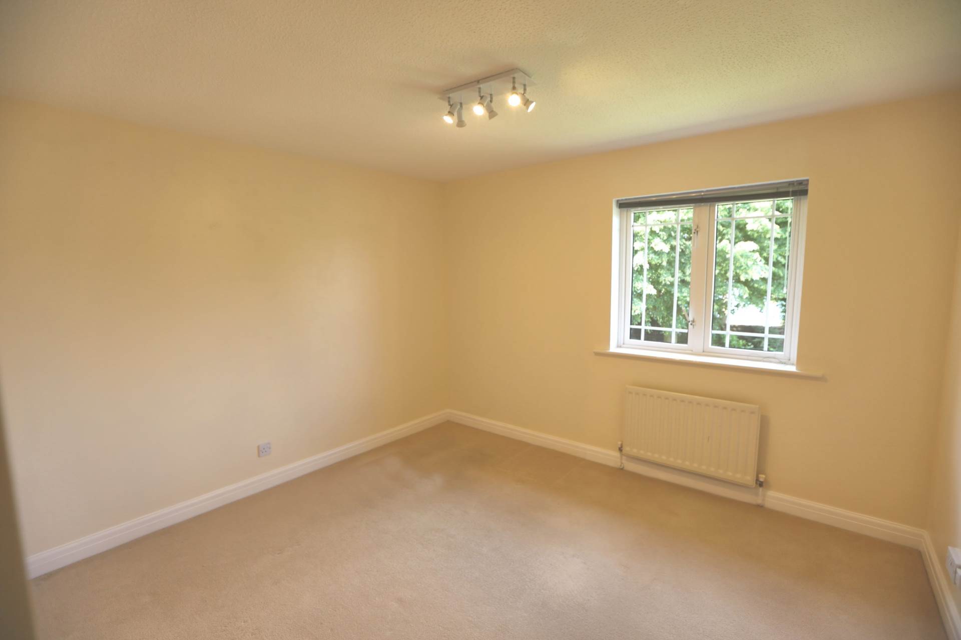 Pickenham Close, Macclesfield, Image 6