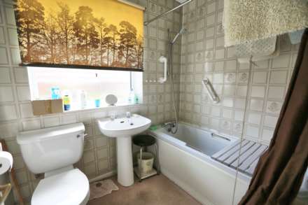 Cedarway, Bollington, Image 8