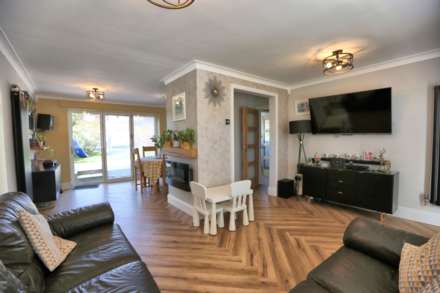 Rugby Drive, Tytherington, Image 2