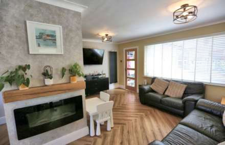 Rugby Drive, Tytherington, Image 3