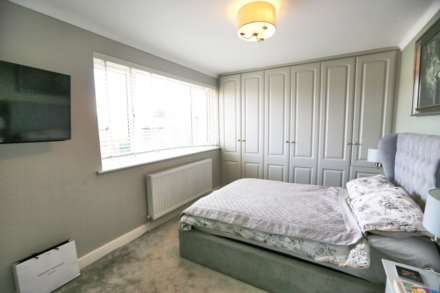 Rugby Drive, Tytherington, Image 8