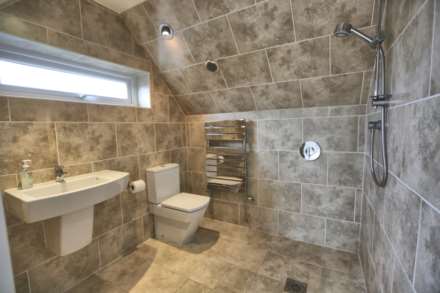 Gleave Avenue, Bollington, Image 7