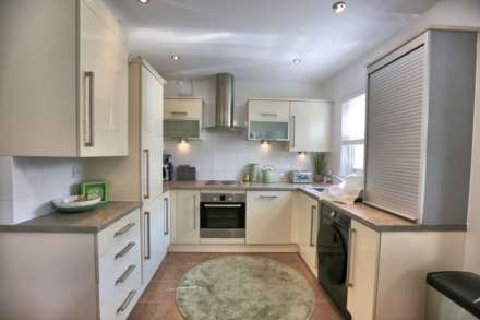 Park Street, Bollington, Image 3