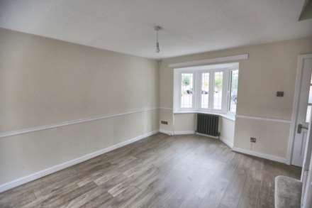 Holmeswood Close, Wilmslow, Image 2