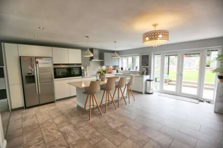 Barnfield Road, Bollington, Image 4