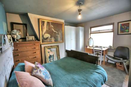 London Road South, Poynton, Image 8
