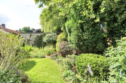 Calder Close, Bollington, Image 11