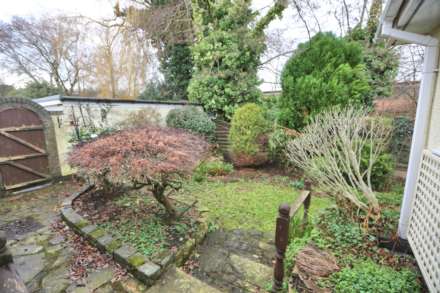 Calder Close, Bollington, Image 12