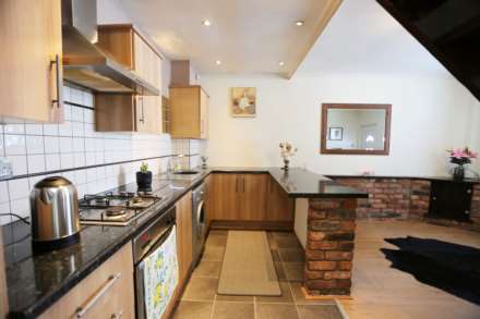Coare Street, Macclesfield, Image 4