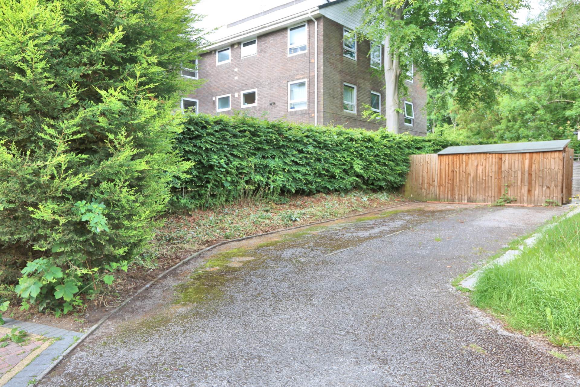 Priory Drive, Macclesfield, Image 9
