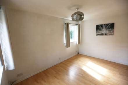 Priory Drive, Macclesfield, Image 3