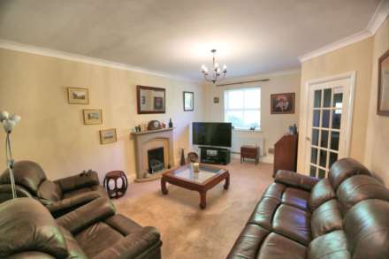 Hamson Drive, Bollington, Image 2