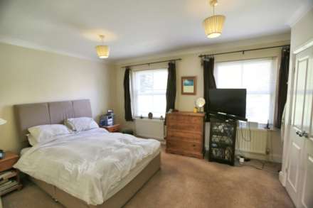 Hamson Drive, Bollington, Image 4