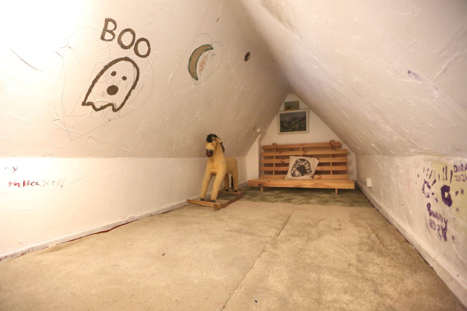 Cedarway, Bollington, Image 10