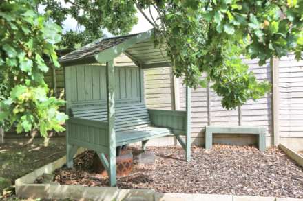 Queens Close, Bollington, Image 12