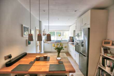 Wellington Road, Bollington, Image 5