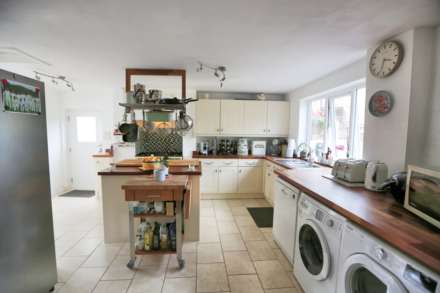 Wellington Road, Bollington, Image 6