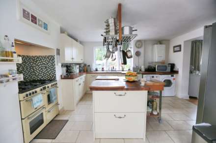Wellington Road, Bollington, Image 7