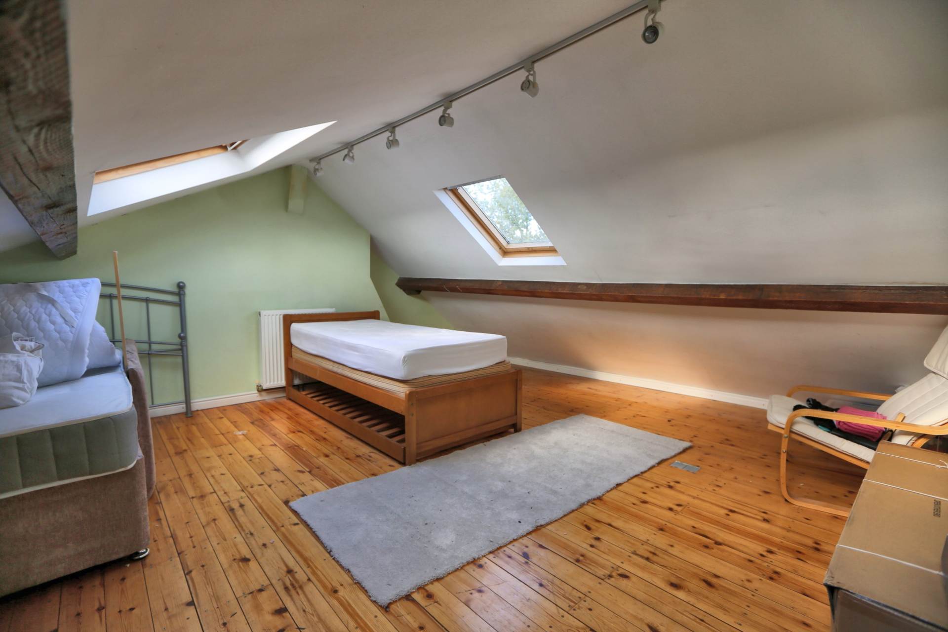 10 Henshall Road, Bollington, SK10 5HX, Image 8
