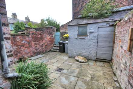 10 Henshall Road, Bollington, SK10 5HX, Image 11