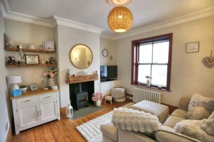 10 Henshall Road, Bollington, SK10 5HX, Image 2