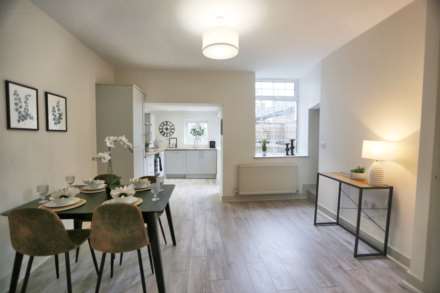 Wellington Road, Bollington, Image 3