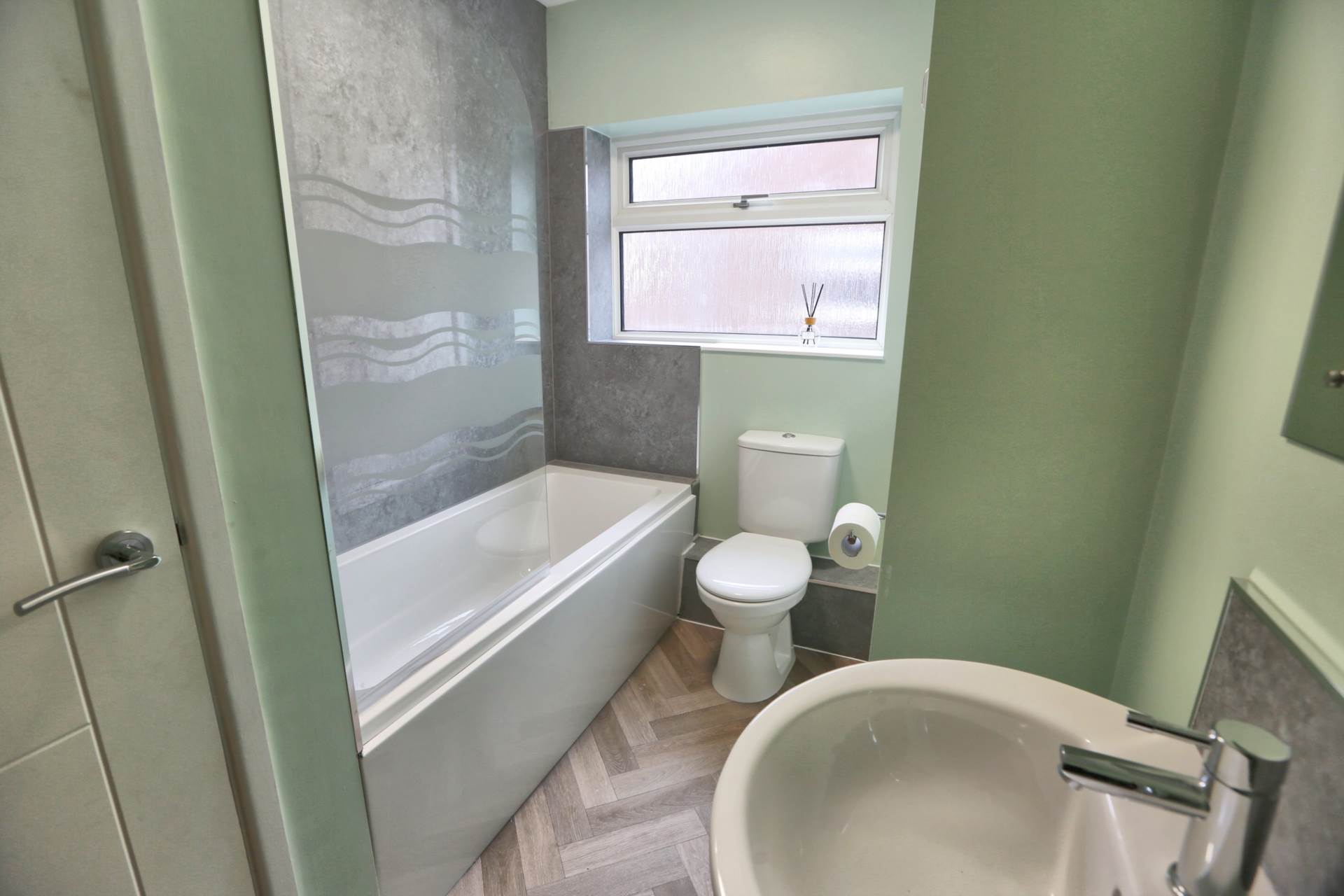 Madron Avenue, Macclesfield, Image 7