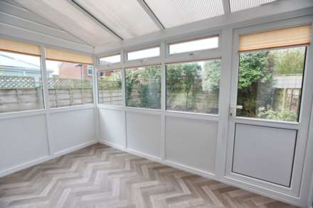 Madron Avenue, Macclesfield, Image 5