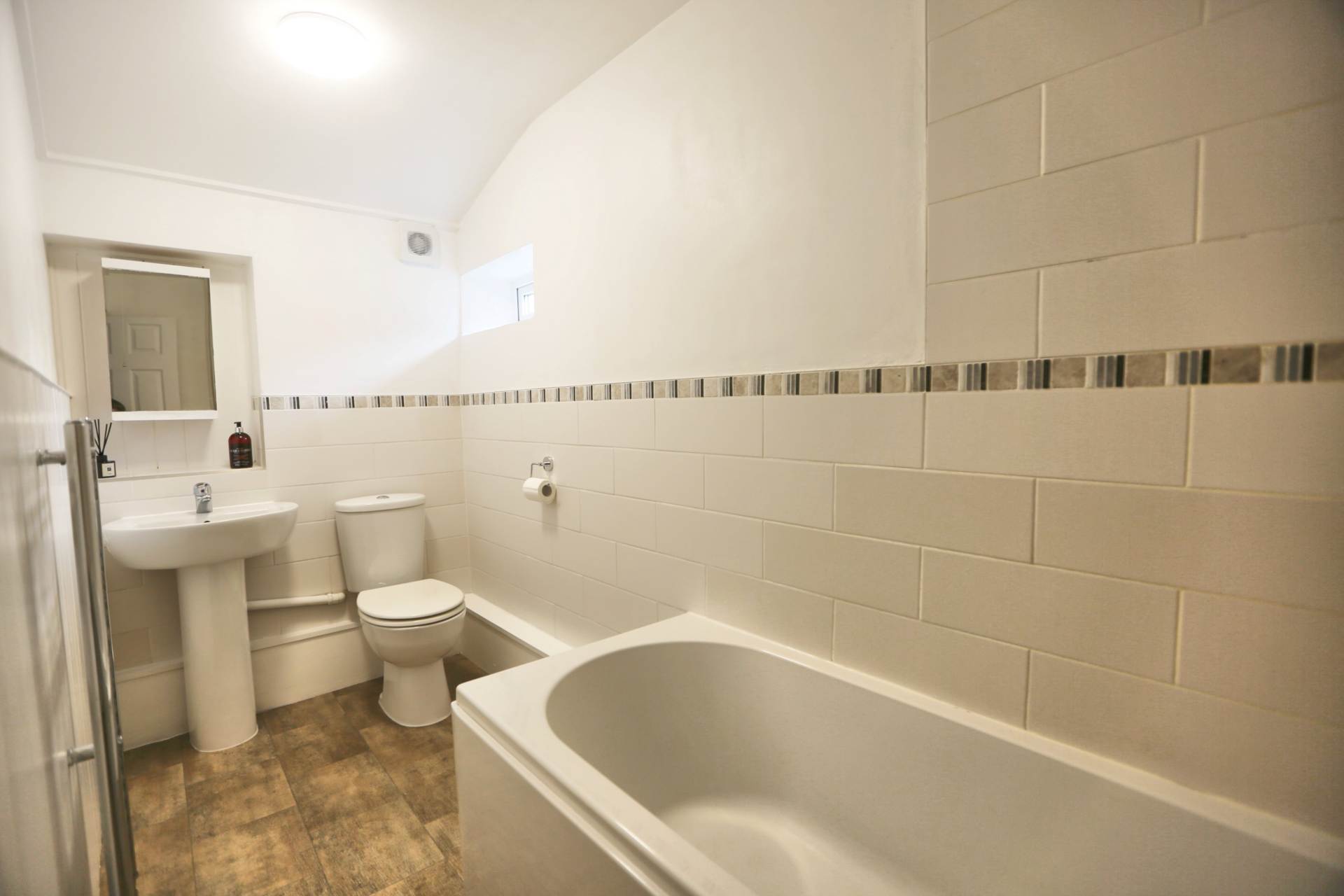 Wellington Road, Bollington, Image 9